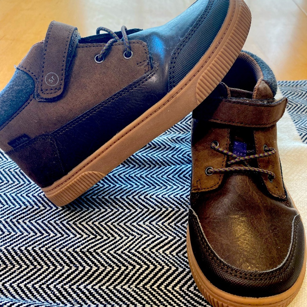 Stride Rite 360 High Top Shoes